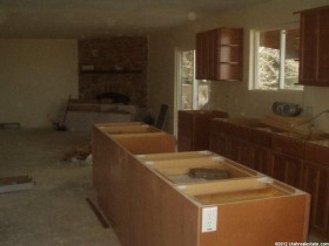 9852 Falcon Hurst Dr, Sandy, UT 84092 — photo 3