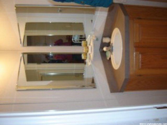 301 N Main St, Layton, UT 84041 — photo 6