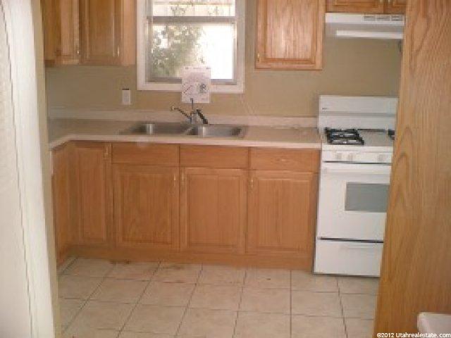 935 E 39th St, Ogden, UT 84403 — photo 3