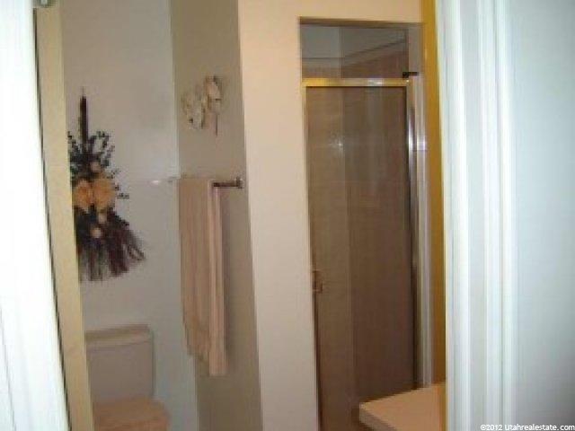 318 Meadow View Dr, Ogden, UT 84404 — photo 6