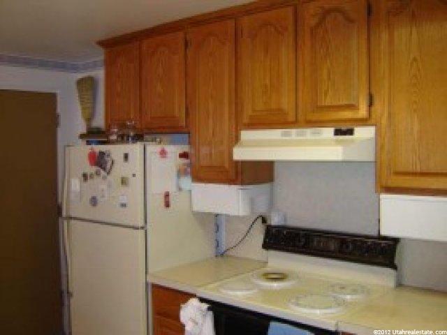 54 E Diamond St, Layton, UT 84041 — photo 4