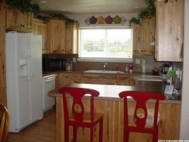 517 S 750 E, River Heights, UT 84321 — photo 2