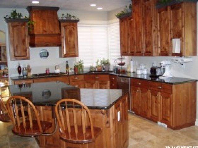 5342 S Skyline Dr, Ogden, UT 84403 — photo 3