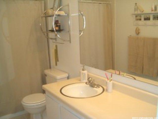 8607 S Green Way E, Sandy, UT 84094 — photo 2