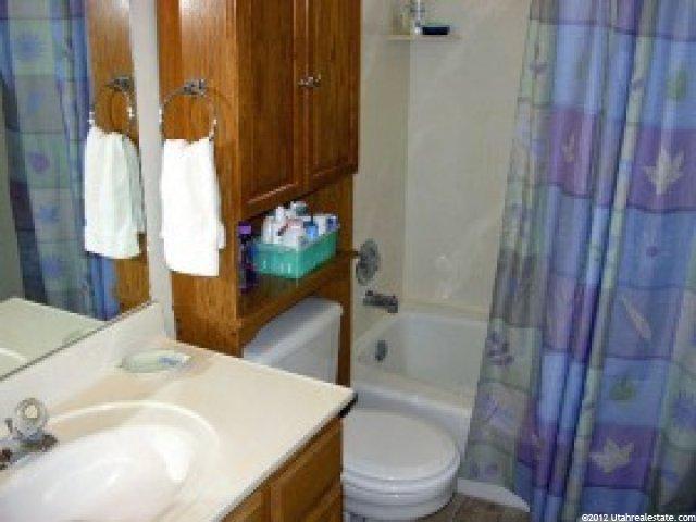 354 W 100 N, Clearfield, UT 84015 — photo 9