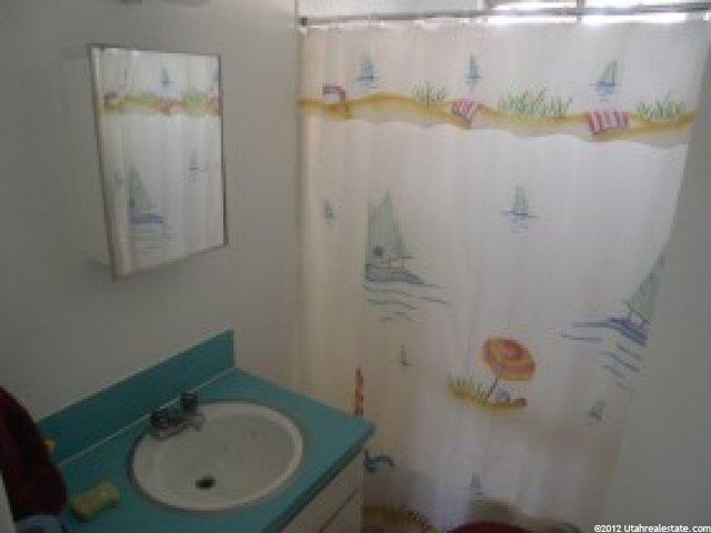 3813 S 2275 W, Roy, UT 84067 — photo 4