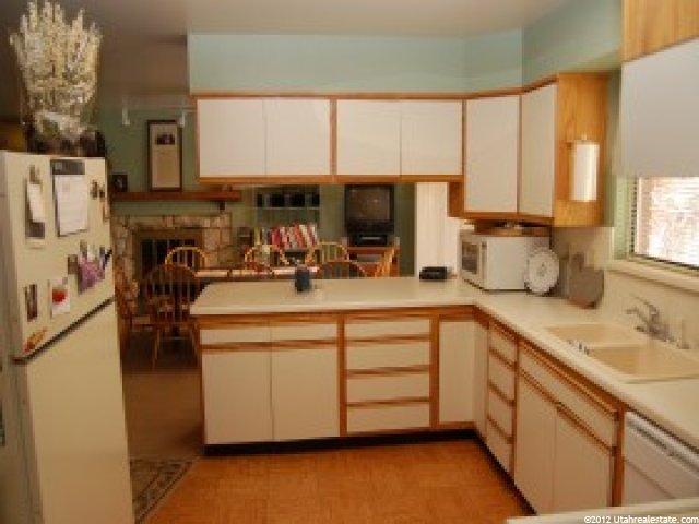 4959 Marilyn Dr, Holladay, UT 84117 — photo 5