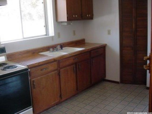 790 N 250 W, Clearfield, UT 84015 — photo 7