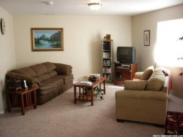 303 W Bricker Dr, Draper, UT 84020 — photo 4