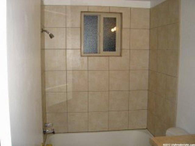407 N Ann St, Clearfield, UT 84015 — photo 3