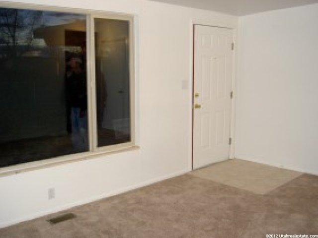 407 N Ann St, Clearfield, UT 84015 — photo 5