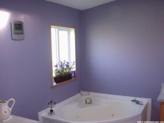 555 E Cannibal Rd, Cove, UT 84320 — photo 6