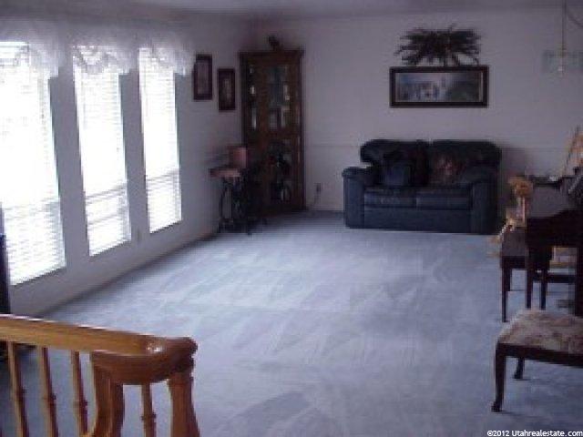 618 N Dixie St E, Layton, UT 84041 — photo 6