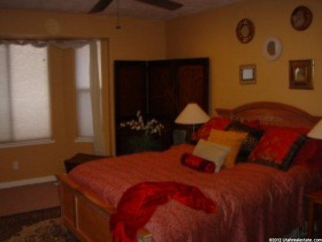 1497 N 2090 W, Clinton, UT 84015 — photo 4