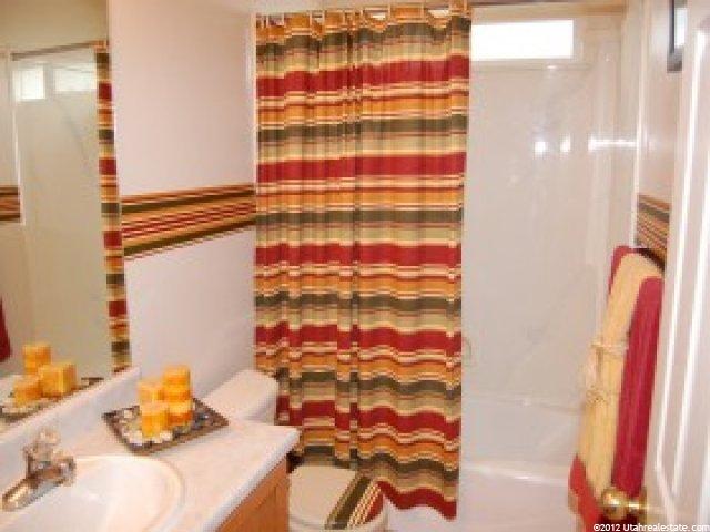 1368 Gleneagles Dr, Syracuse, UT 84075 — photo 10