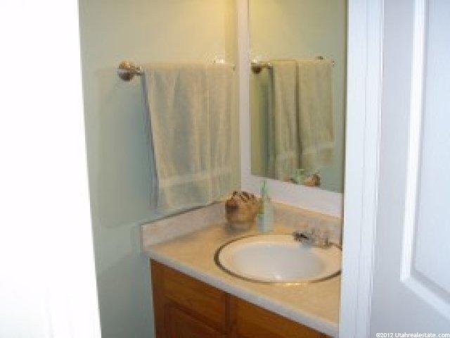 111 Center St #5D, Clearfield, UT 84015 — photo 4