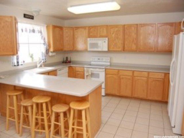 1477 S 400 E, Kaysville, UT 84037 — photo 2