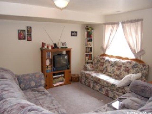 1477 S 400 E, Kaysville, UT 84037 — photo 4