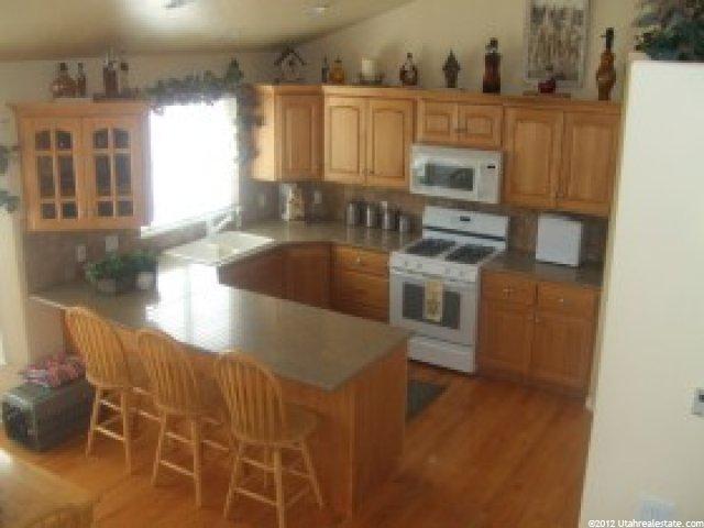855 W 3950 S, Riverdale, UT 84405 — photo 2