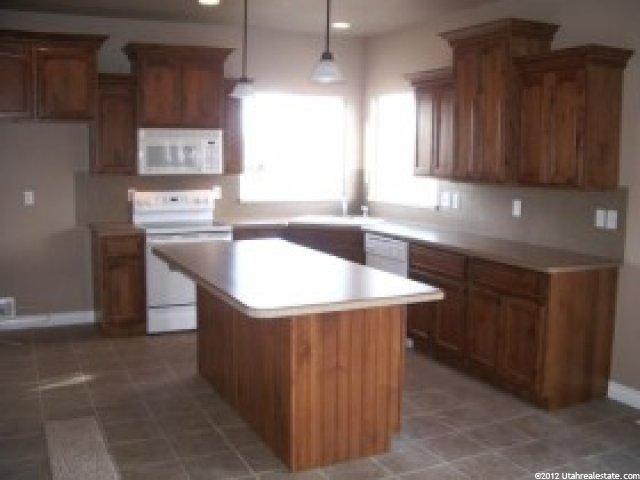 7484 S 1450 E, South Weber, UT 84405 — photo 4