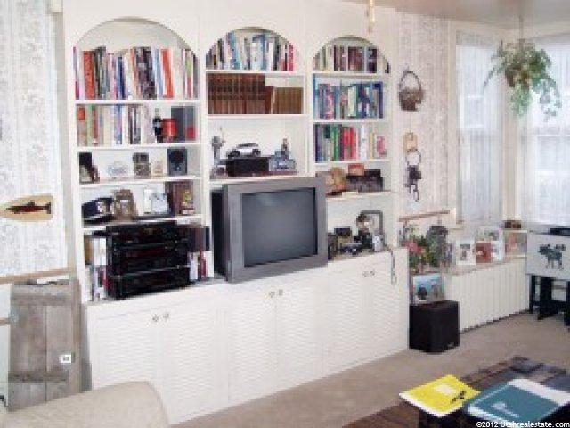2557 Jackson Ave, Ogden, UT 84401 — photo 3