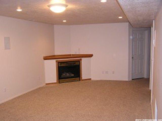 2566 W 1500 N, Clinton, UT 84015 — photo 3