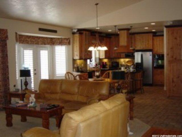 853 E 600 S, Kaysville, UT 84037 — photo 3