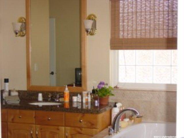 853 E 600 S, Kaysville, UT 84037 — photo 7