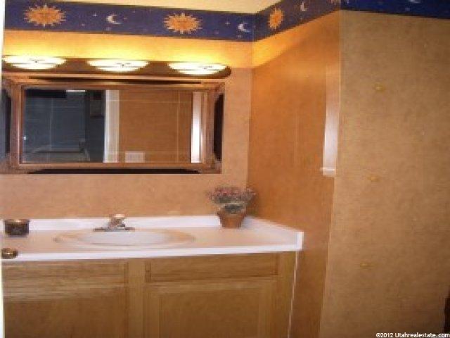 2573 W 1675 N, Clinton, UT 84015 — photo 7