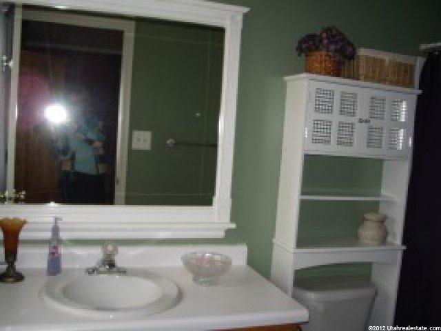 2573 W 1675 N, Clinton, UT 84015 — photo 9