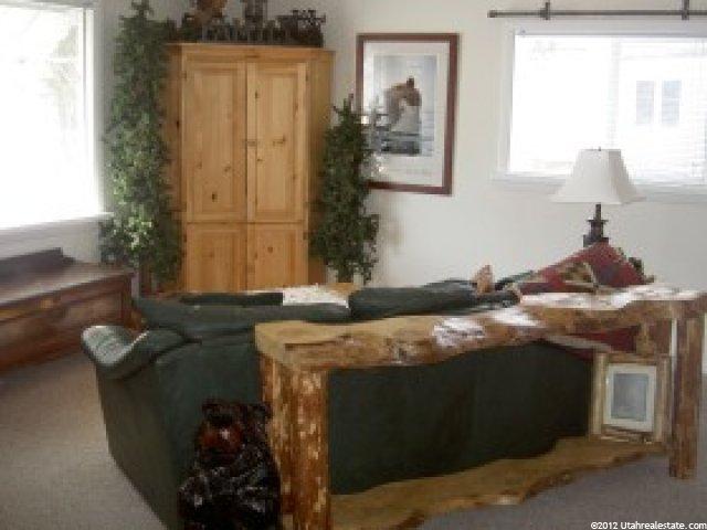 354 S 7400 E, Huntsville, UT 84317 — photo 2
