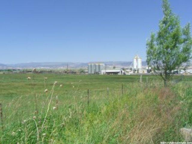1309 E 2500 S, Vernal, UT 84078 — photo 2