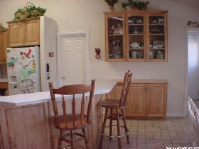326 W Powell Ln, Levan, UT 84639 — photo 2
