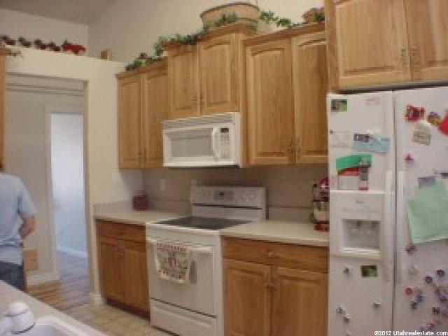 326 W Powell Ln, Levan, UT 84639 — photo 3