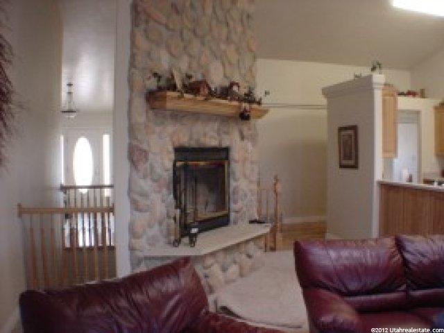 326 W Powell Ln, Levan, UT 84639 — photo 5