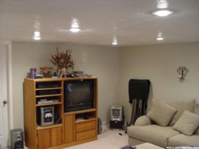 55 N 750 W, Layton, UT 84041 — photo 9