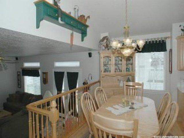 597 W 2075 Cir N, Centerville, UT 84014 — photo 4