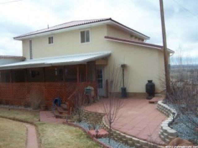 301 S Summarall Ln, Roosevelt, UT 84066 — photo 2