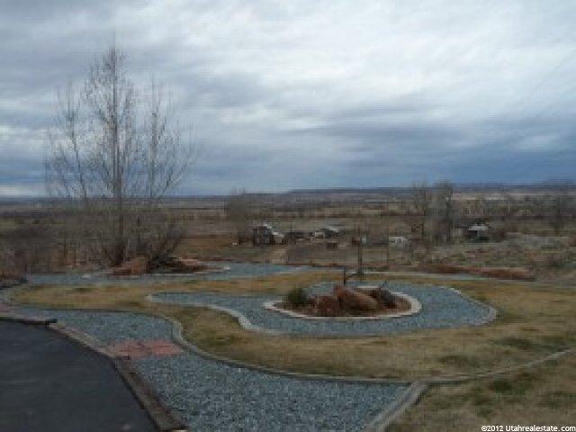 301 S Summarall Ln, Roosevelt, UT 84066 — photo 4