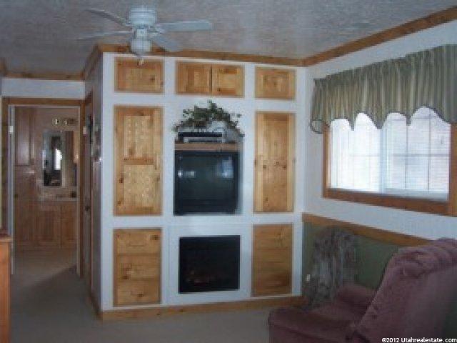 301 S Summarall Ln, Roosevelt, UT 84066 — photo 7
