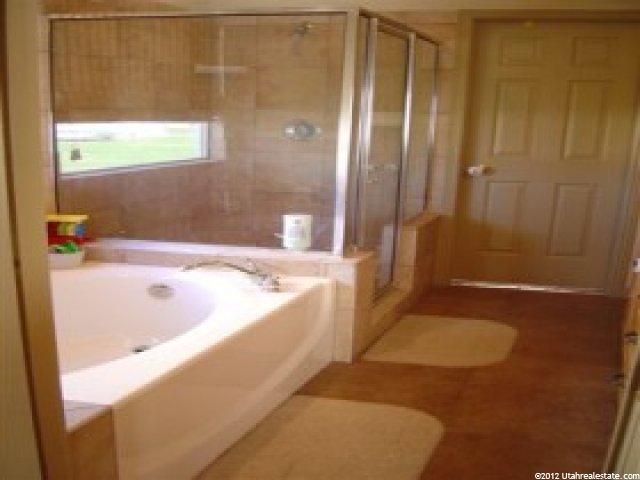 1969 N 2895 W, Clinton, UT 84015 — photo 9