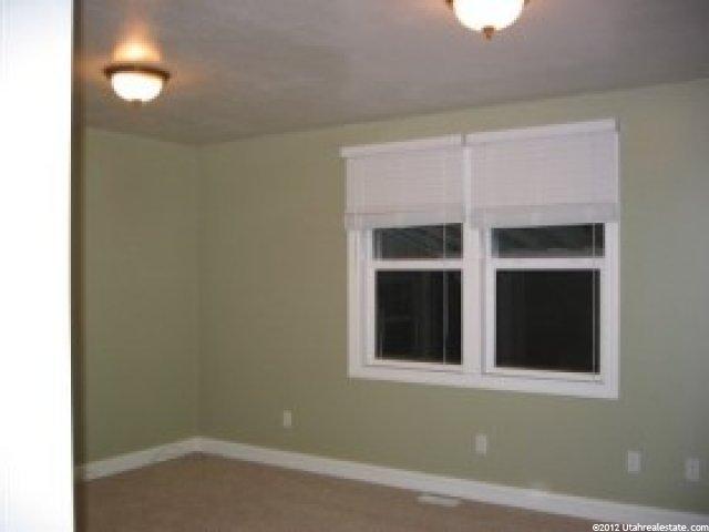 909 Grandview Dr, Ogden, UT 84403 — photo 9