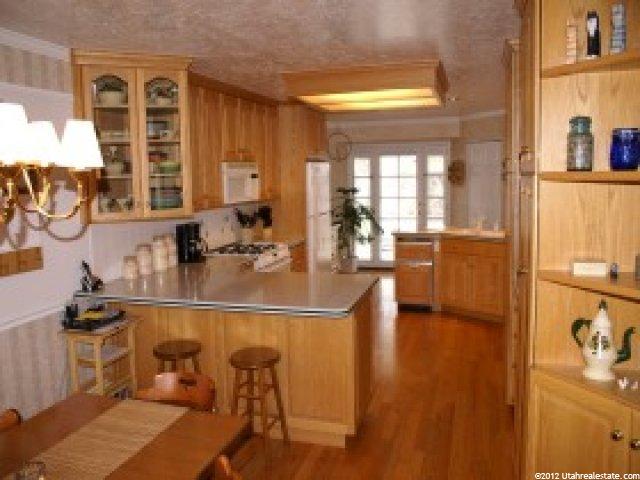 852 E 75 N, Bountiful, UT 84010 — photo 2