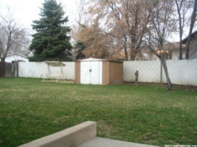 569 Kimball Dr, Layton, UT 84041 — photo 2