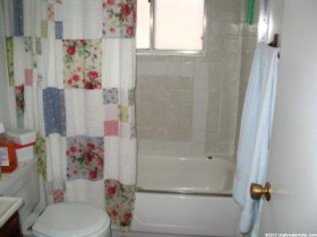 569 Kimball Dr, Layton, UT 84041 — photo 3