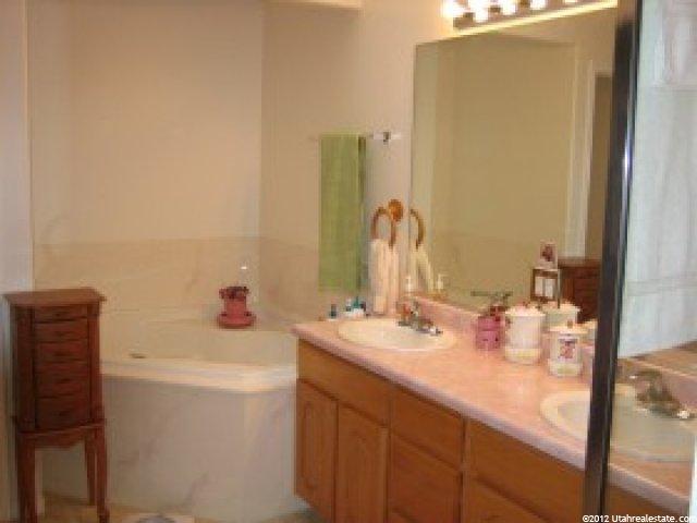 6929 Trappers Cir, Mountain Green, UT 84050 — photo 10