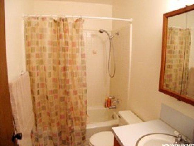 4431 S 2850 W, Roy, UT 84067 — photo 2