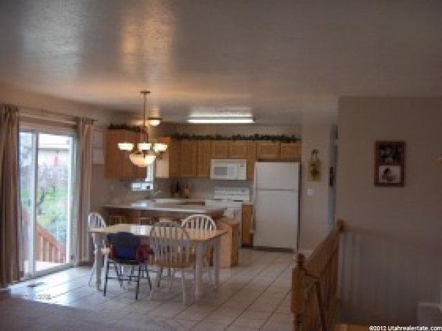 398 N 700 W, Clearfield, UT 84015 — photo 3
