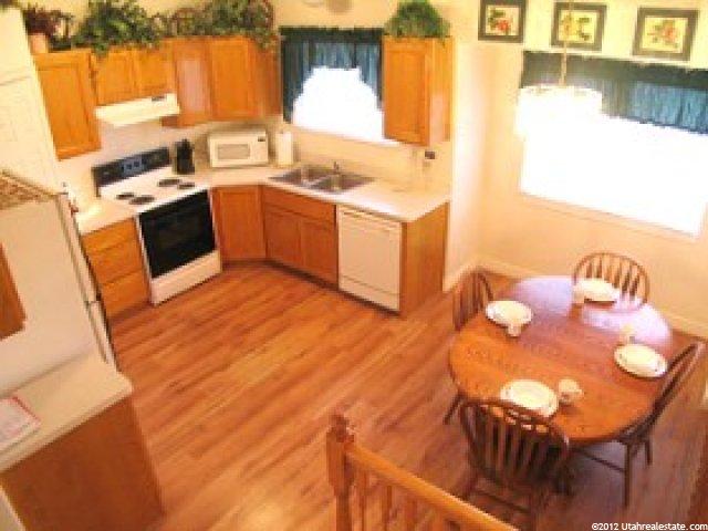 798 W 2005 N, Clinton, UT 84015 — photo 4