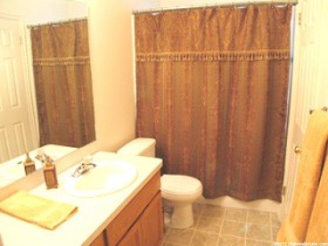 798 W 2005 N, Clinton, UT 84015 — photo 8
